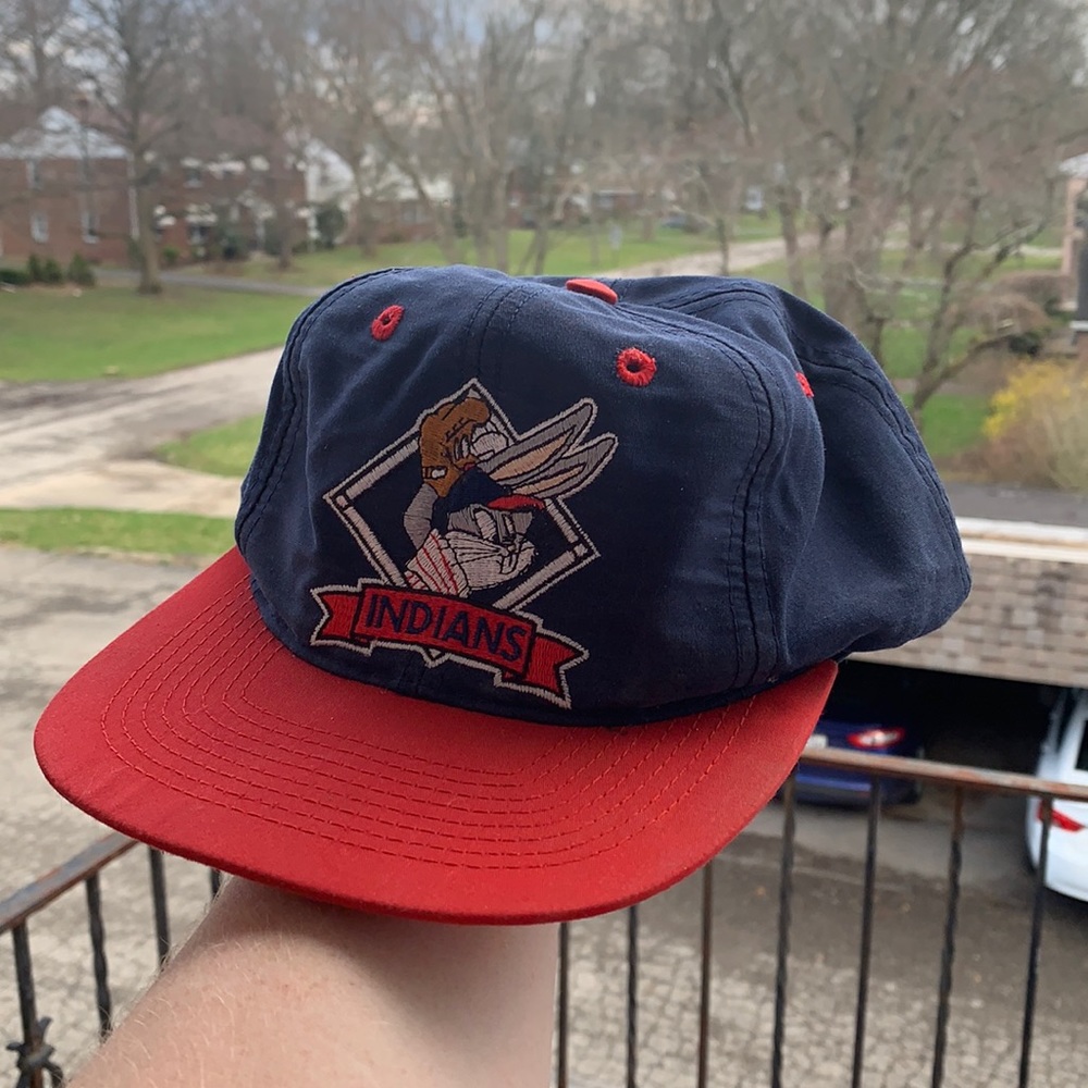 🐰 Vintage Bugs Bunny Indians hat 🐰